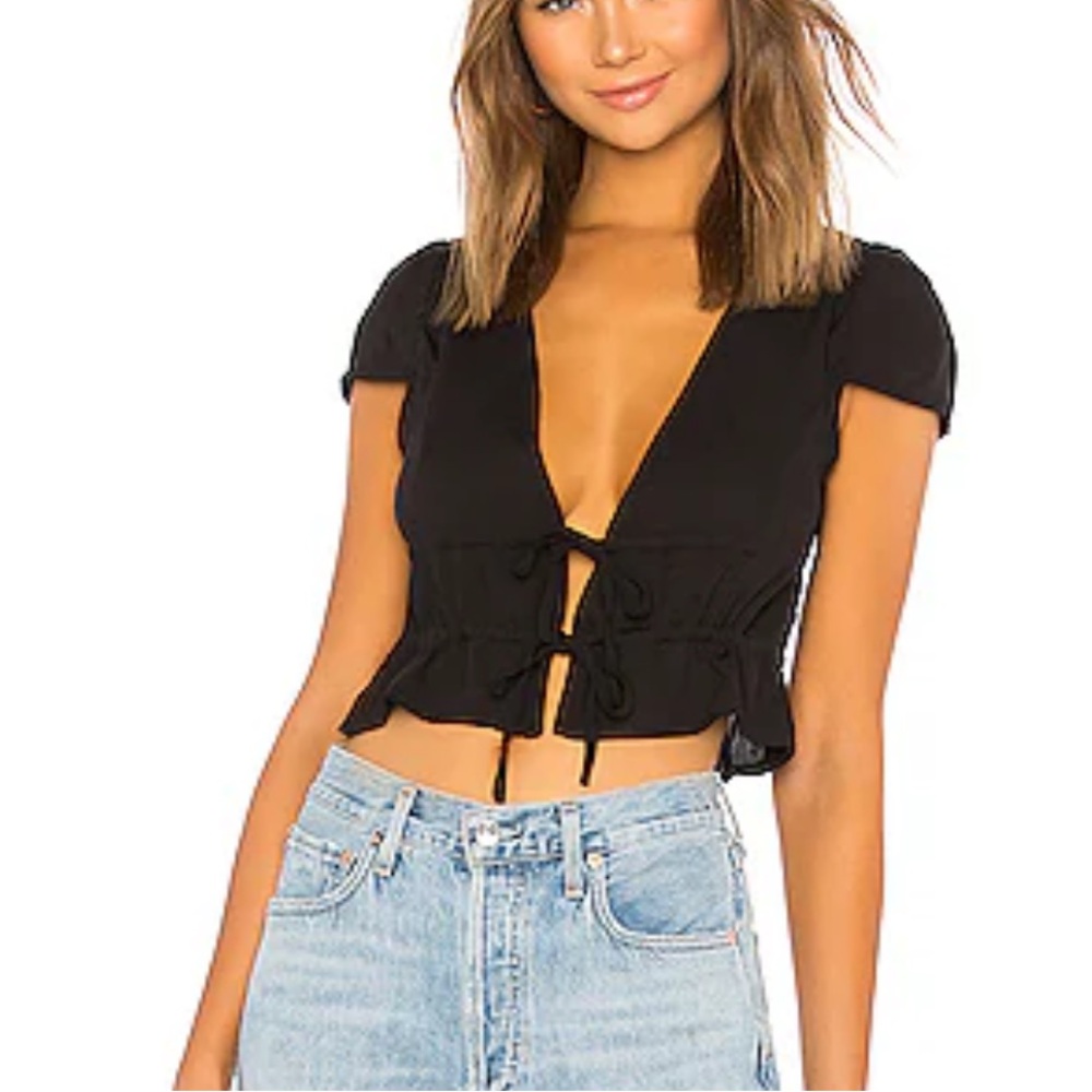 Superdown Sara tie top